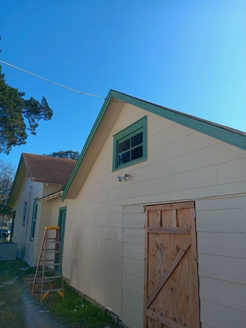 Painted exterior siding and trim — Skystone Homes LLC project